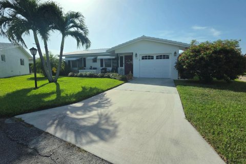 Villa ou maison à vendre à Boynton Beach, Floride: 2 chambres, 122.35 m2 № 2301783 - photo 19