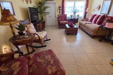 Villa ou maison à vendre à Boynton Beach, Floride: 2 chambres, 122.35 m2 № 2301783 - photo 4