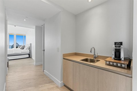 Condominio en venta en Hollywood, Florida, 4 dormitorios, 269.14 m2 № 2182568 - foto 24