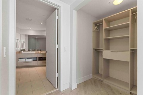Condominio en venta en Hollywood, Florida, 4 dormitorios, 269.14 m2 № 2182568 - foto 17