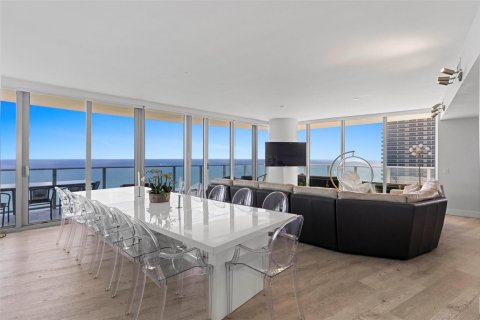 Condominio en venta en Hollywood, Florida, 4 dormitorios, 269.14 m2 № 2182568 - foto 6