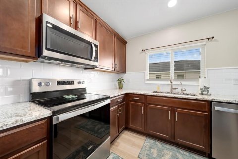 Villa ou maison à vendre à Sarasota, Floride: 3 chambres, 143.44 m2 № 2430778 - photo 12