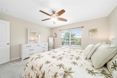 Villa ou maison à vendre à Sarasota, Floride: 3 chambres, 143.44 m2 № 2430778 - photo 23