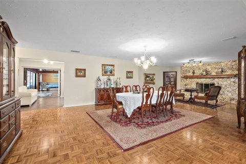 Casa en venta en Bunnell, Florida, 6 dormitorios, 583.98 m2 № 1827075 - foto 29