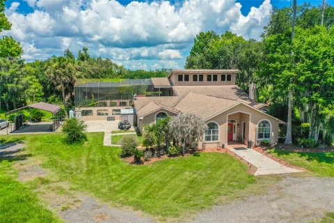 Casa en venta en Bunnell, Florida, 6 dormitorios, 583.98 m2 № 1827075 - foto 5