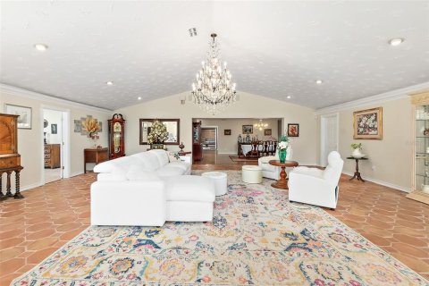 Casa en venta en Bunnell, Florida, 6 dormitorios, 583.98 m2 № 1827075 - foto 26