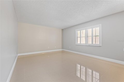 Adosado en venta en Fort Myers, Florida, 2 dormitorios, 114.83 m2 № 1899939 - foto 8