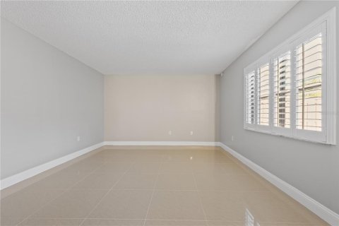Adosado en venta en Fort Myers, Florida, 2 dormitorios, 114.83 m2 № 1899939 - foto 4