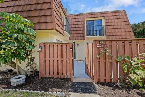 Adosado en venta en Fort Myers, Florida, 2 dormitorios, 114.83 m2 № 1899939 - foto 2
