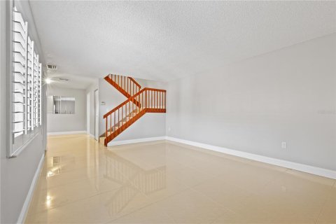 Adosado en venta en Fort Myers, Florida, 2 dormitorios, 114.83 m2 № 1899939 - foto 7