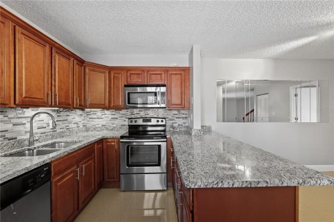 Adosado en venta en Fort Myers, Florida, 2 dormitorios, 114.83 m2 № 1899939 - foto 19