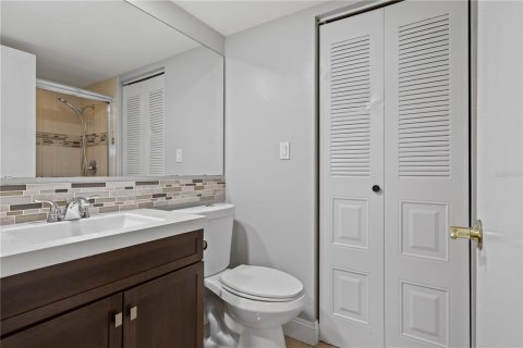 Adosado en venta en Fort Myers, Florida, 2 dormitorios, 114.83 m2 № 1899939 - foto 11