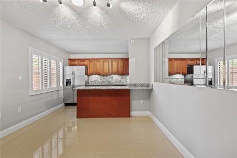 Adosado en venta en Fort Myers, Florida, 2 dormitorios, 114.83 m2 № 1899939 - foto 13