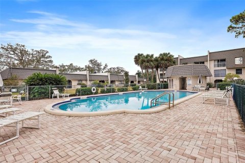 Condo in Seminole, Florida, 2 bedrooms  № 1536921 - photo 25