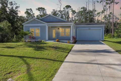 House in Port Charlotte, Florida 3 bedrooms, 164.44 sq.m. № 1895127 - photo 1