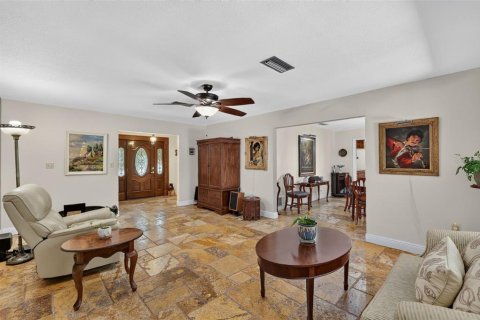 Villa ou maison à vendre à Eustis, Floride: 3 chambres, 239.13 m2 № 2238714 - photo 7