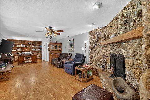 Villa ou maison à vendre à Eustis, Floride: 3 chambres, 239.13 m2 № 2238714 - photo 20