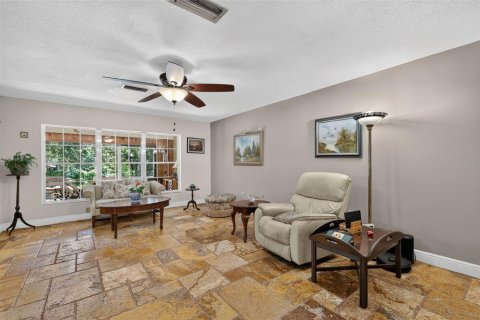 Villa ou maison à vendre à Eustis, Floride: 3 chambres, 239.13 m2 № 2238714 - photo 10