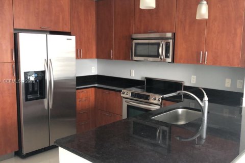 Copropriété à louer à Fort Lauderdale, Floride: 2 chambres, 99.59 m2 № 2020018 - photo 7