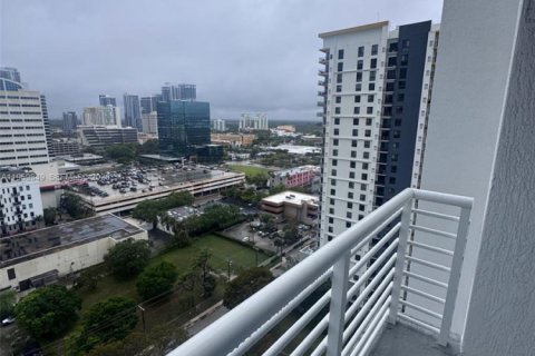 Copropriété à louer à Fort Lauderdale, Floride: 2 chambres, 99.59 m2 № 2020018 - photo 19