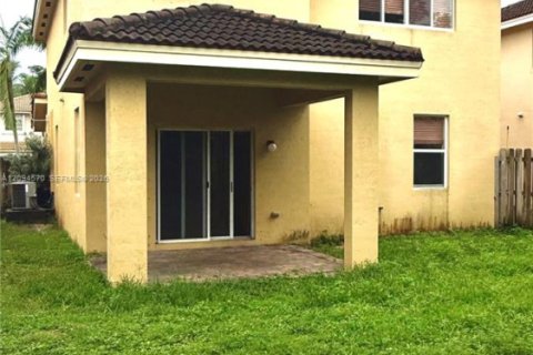 Villa ou maison à vendre à Cutler Bay, Floride: 4 chambres, 191.47 m2 № 2384675 - photo 10