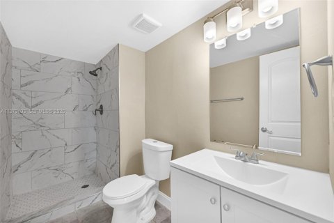 Купить кондоминиум в Майами-Гарденс, Флорида 2 спальни, 107.3м2, № 2044257 - фото 17