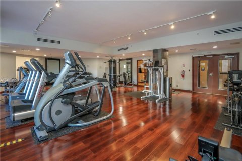 Copropriété à louer à Aventura, Floride: 2 chambres, 105.35 m2 № 2343171 - photo 14