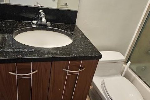 Copropriété à louer à Aventura, Floride: 2 chambres, 105.35 m2 № 2343171 - photo 11