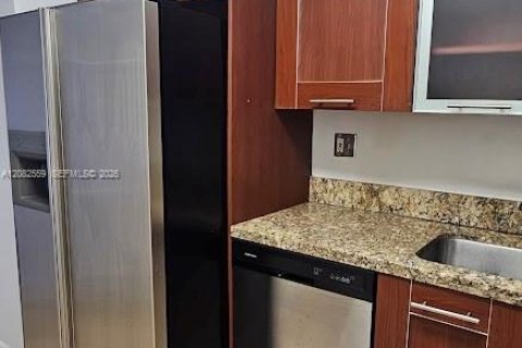 Copropriété à louer à Aventura, Floride: 2 chambres, 105.35 m2 № 2343171 - photo 6