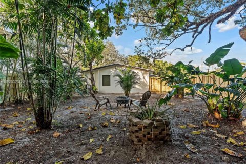 House in Fort Lauderdale, Florida 3 bedrooms, 88.26 sq.m. № 2000953 - photo 24