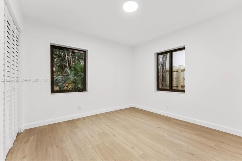 House in Fort Lauderdale, Florida 3 bedrooms, 88.26 sq.m. № 2000953 - photo 20