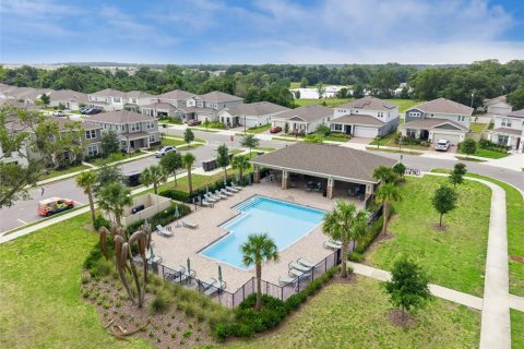 Villa ou maison à vendre à Apopka, Floride: 3 chambres, 177.26 m2 № 2220690 - photo 2