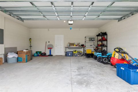 Villa ou maison à vendre à Apopka, Floride: 3 chambres, 177.26 m2 № 2220690 - photo 28