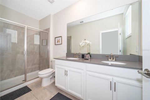 House in Davenport, Florida 6 bedrooms, 305.74 sq.m. № 1723746 - photo 20
