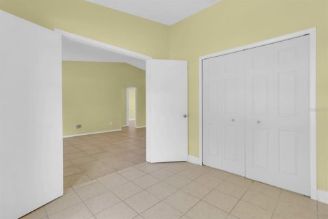 House in Orlando, Florida 3 bedrooms, 100.8 sq.m. № 2230904 - photo 6