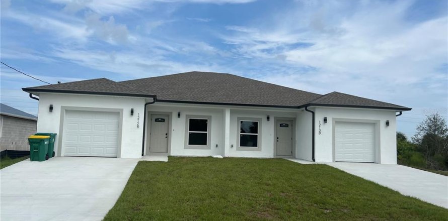 Apartment in Port Charlotte, Florida 3 bedrooms, 111.48 sq.m. № 2120219