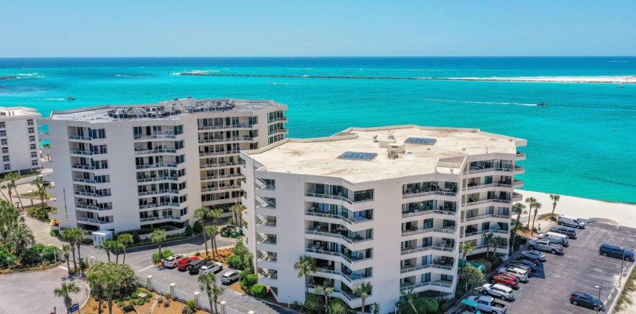 Condominio en Destin, Florida, 2 dormitorios  № 590328
