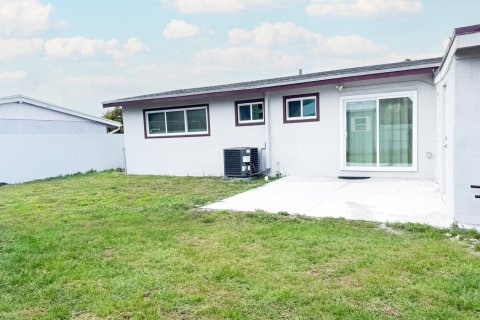 Villa ou maison à louer à Miami Gardens, Floride: 3 chambres, 166.76 m2 № 2145955 - photo 26