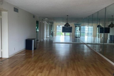 Condo in Atlantis, Florida, 3 bedrooms  № 2400508 - photo 24
