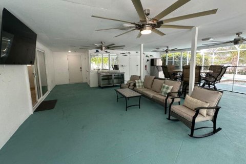 House in Sarasota, Florida 3 bedrooms, 255.67 sq.m. № 1750059 - photo 25