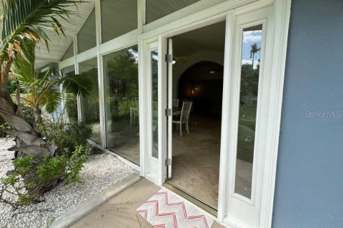 House in Sarasota, Florida 3 bedrooms, 255.67 sq.m. № 1750059 - photo 4