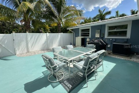 House in Sarasota, Florida 3 bedrooms, 255.67 sq.m. № 1750059 - photo 29