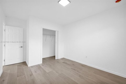 Casa en alquiler en Miami, Florida, 2 dormitorios, 134.89 m2 № 1949116 - foto 20