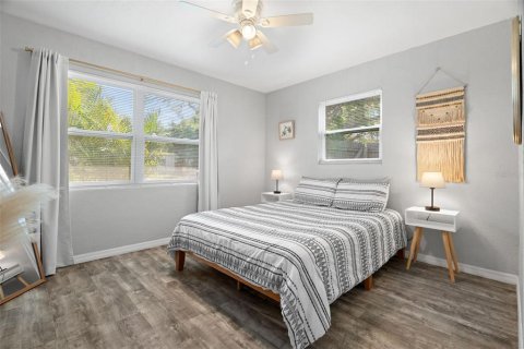Casa en venta en Clearwater, Florida, 3 dormitorios, 92.16 m2 № 1640431 - foto 15