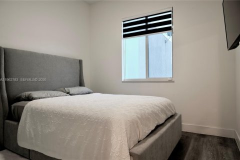 Touwnhouse à vendre à Doral, Floride: 4 chambres, 168.34 m2 № 2024128 - photo 7