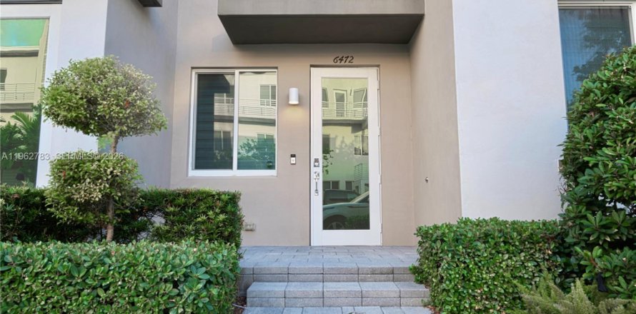 Touwnhouse à LANDMARK à Doral, Floride 4 chambres, 168.34 m2 № 2024128