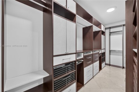 Copropriété à vendre à Aventura, Floride: 3 chambres, 315.87 m2 № 2405987 - photo 11