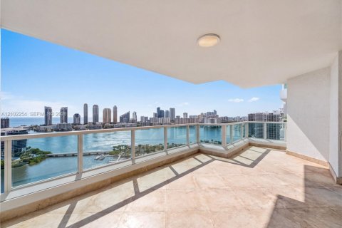 Copropriété à vendre à Aventura, Floride: 3 chambres, 315.87 m2 № 2405987 - photo 24