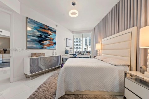 Copropriété à vendre à Sunny Isles Beach, Floride: 2 chambres, 171.59 m2 № 2034932 - photo 17