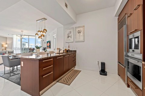 Copropriété à vendre à Sunny Isles Beach, Floride: 2 chambres, 171.59 m2 № 2034932 - photo 8